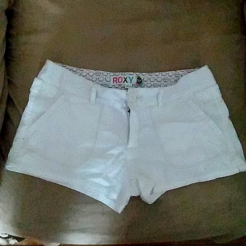 White Roxy shorts size 1